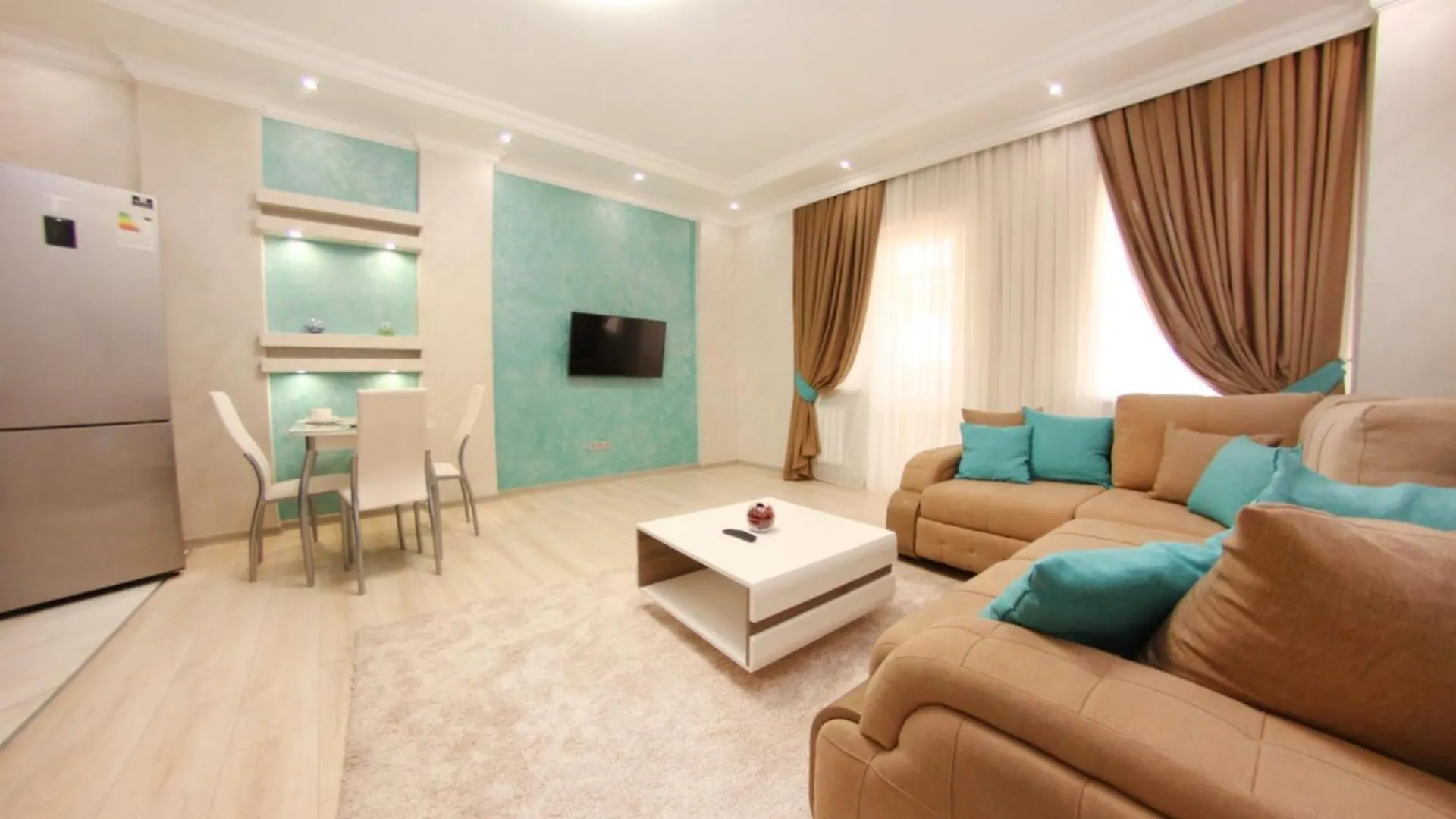 Апартаменты В Современном Районе Выбор Путешественника Almaty Apartment